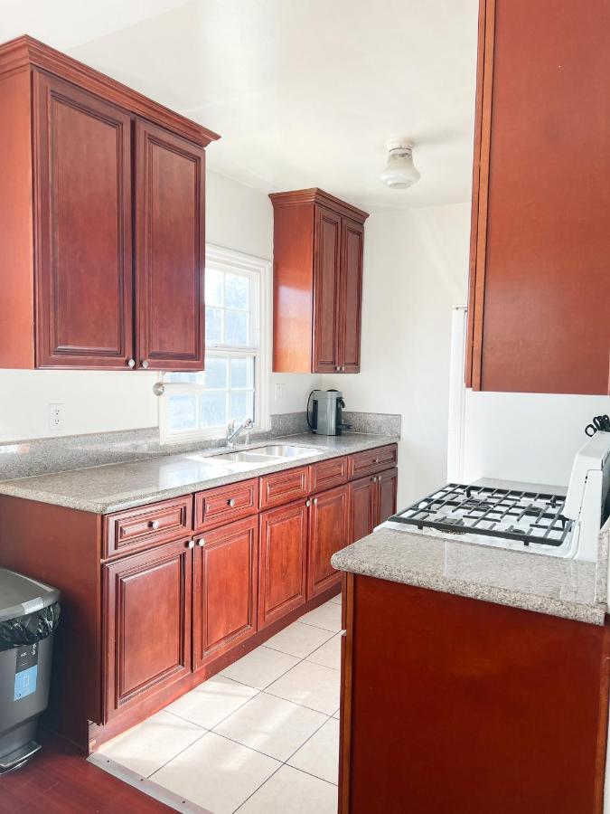 Charming Century City Appartamento
